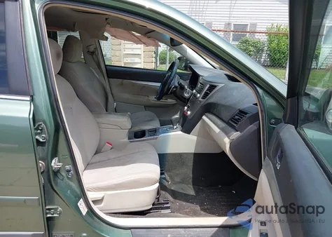 2013 Subaru Outback 2.5I Premium из США, поврежденный, VIN 4S4BRCGC6D3305826